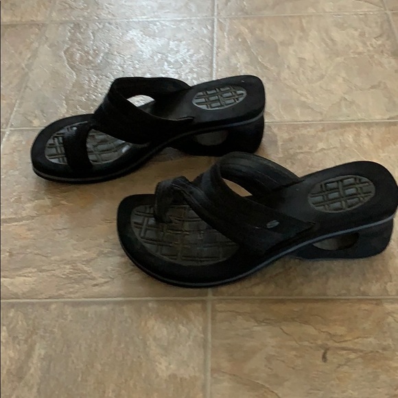 Sandals - Picture 4 of 7